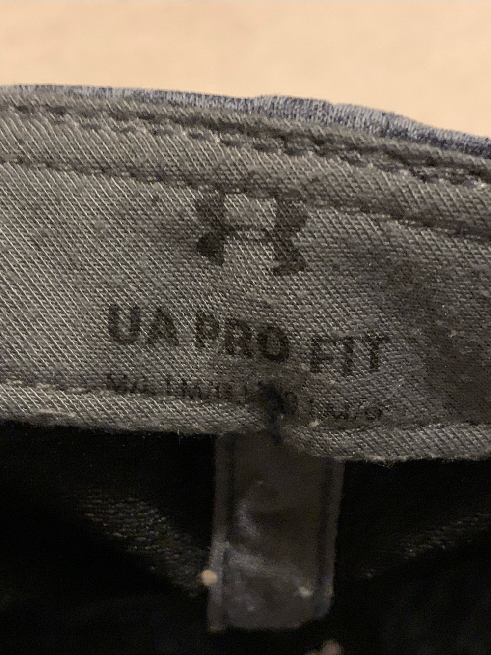 Under Armour hat - Picture 6 of 6